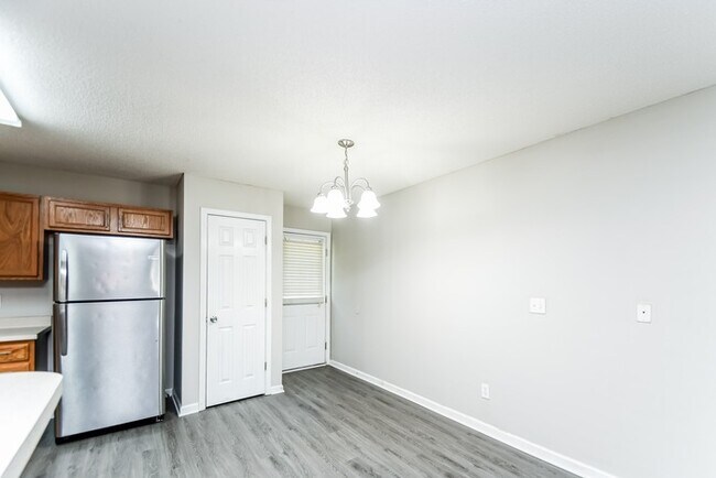 Photo - 516 Heron Glen Dr