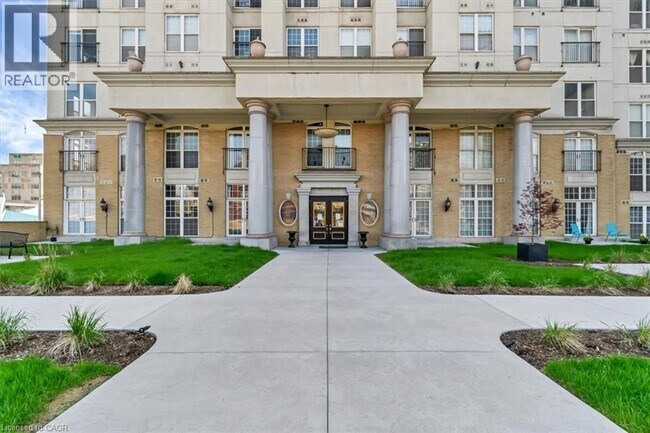 Photo - 135 James St S Unit 1503