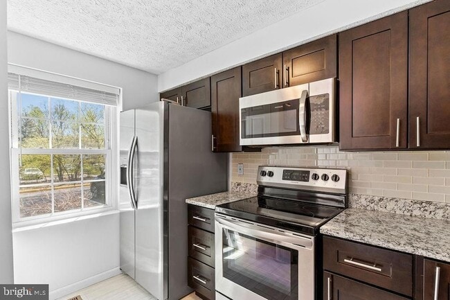 Photo - 8094 Grandview Ct