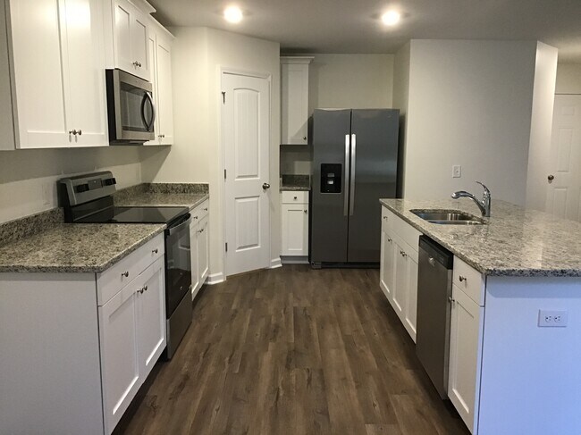 Photo - 1405 John Swann St