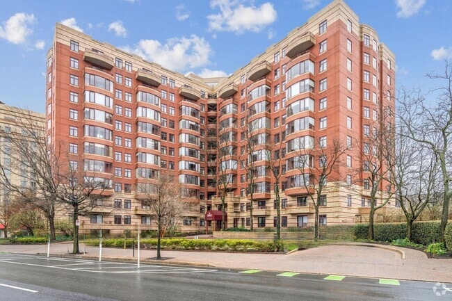 Building Photo - 2400 Clarendon Blvd Unit # PH12 Rental