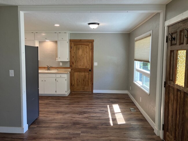 Photo - Cozy Three Bedroom Home in South Salem