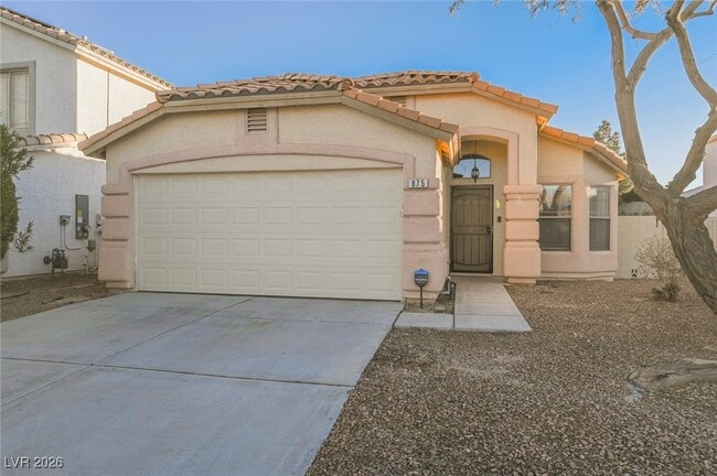 Photo - 875 Wallach Ave