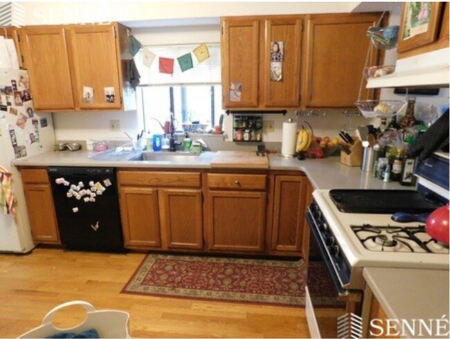 Photo - 351 Norfolk St Unit 1