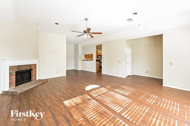 Photo - 18226 Auburn Woods Dr