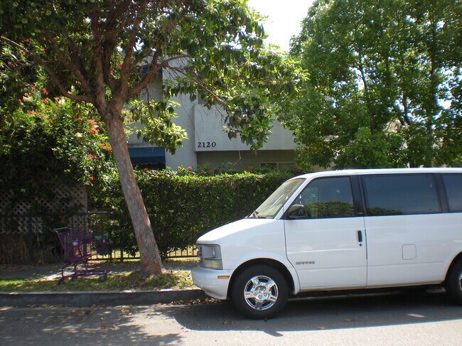 Photo - 2120 Stewart St