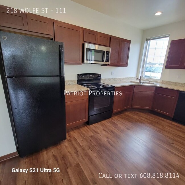 1 BEDROOM/ 1 BATH APARTMENT IN OREGON, WI - 1 BEDROOM/ 1 BATH APARTMENT IN OREGON, WI Unidad 111