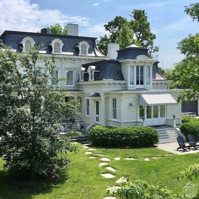 Photo - 6109 NY-9H House