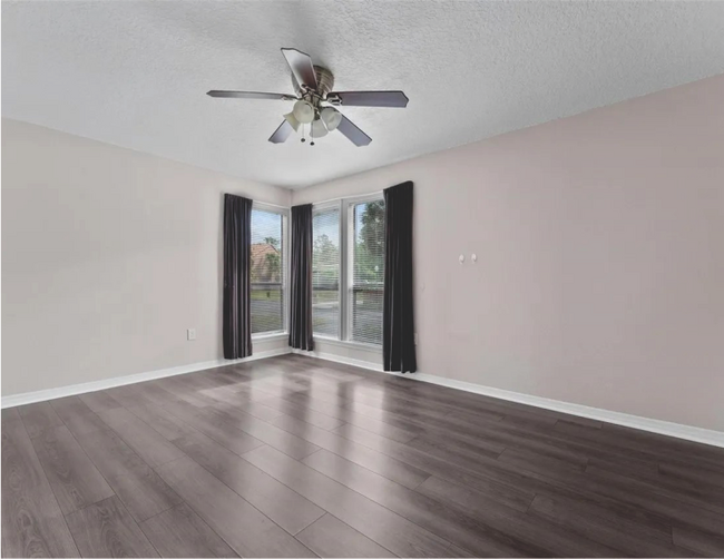 2 large bedrooms, 2 full baths - 652 Grenadine Ct