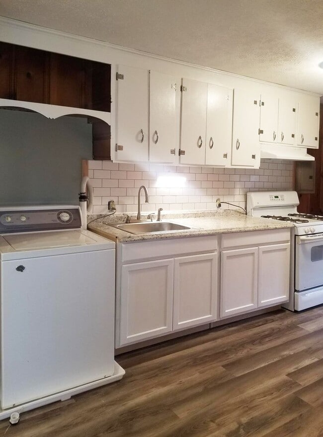 Photo - 206 Norwood Dr Unit 1