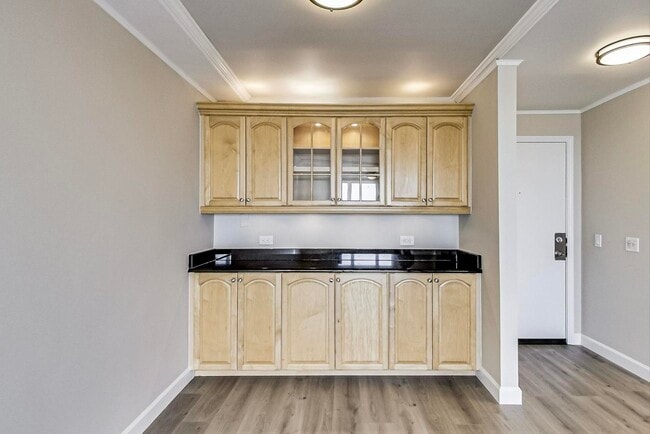 Photo - 1 Renaissance Pl Unit 1220