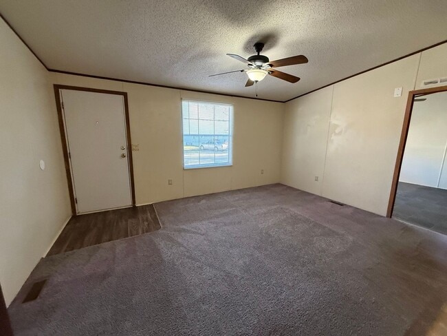 Photo - 3 Bedroom 2 bath mobile home