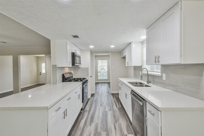 Photo - 12614 Dermott Dr