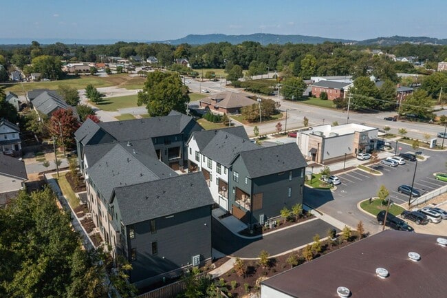 Photo - 2 BR 2.5 BA- Downtown Greenville Townhome-...