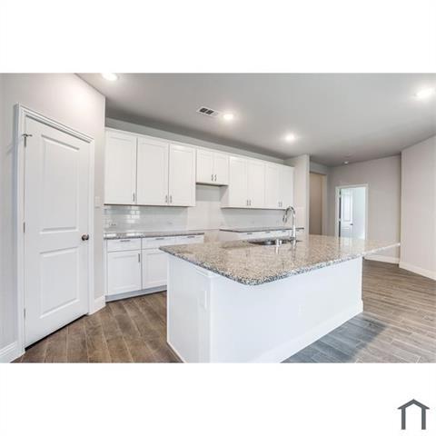 Building Photo - 1116 Flamingo Rd