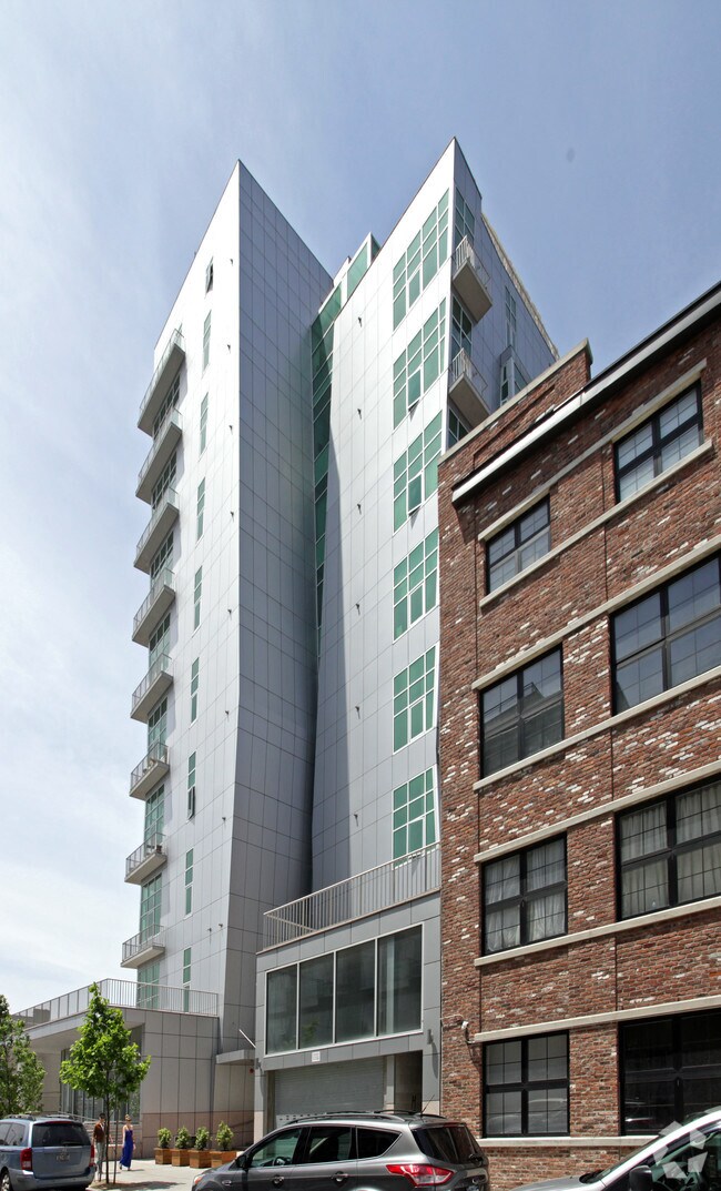 Alternate Building Image - 467 KEAP ST