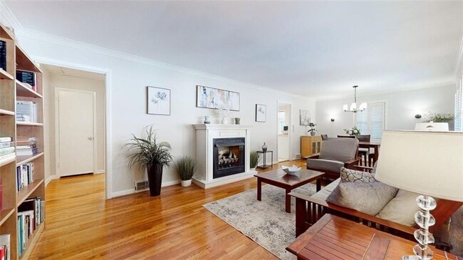 Photo - 1125 Willivee Dr