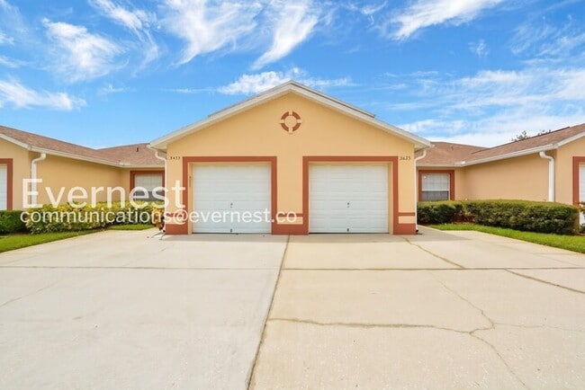 3435 Village Green Ct