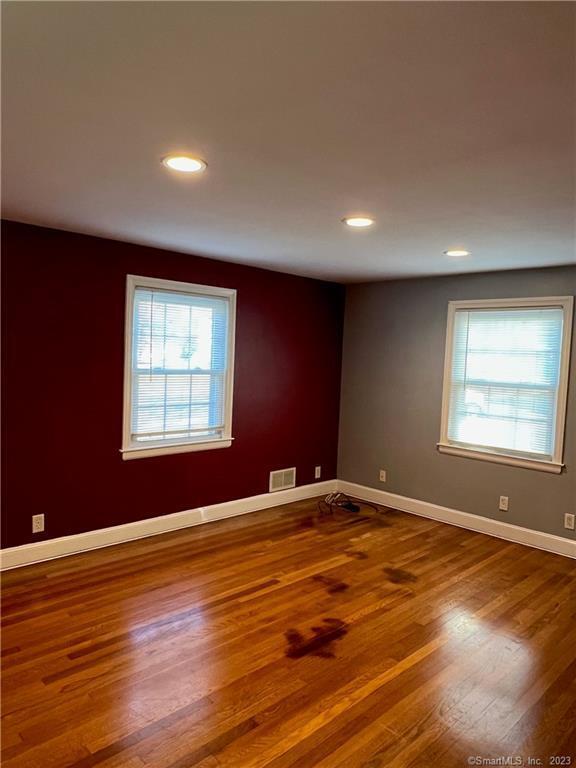 Photo - 97 Naubuc Ave