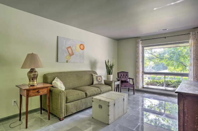 Photo - 797 Eileen Ln