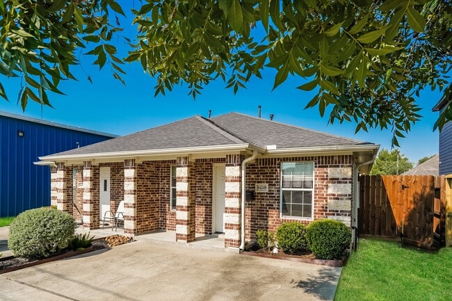 Photo - 8424 Cannon St