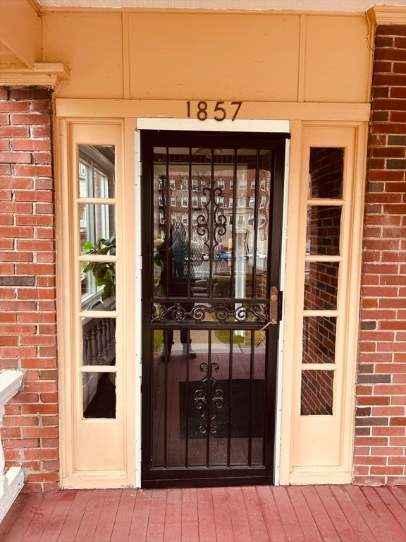 Building Photo - 1857 Commonwealth Ave Unit 1F