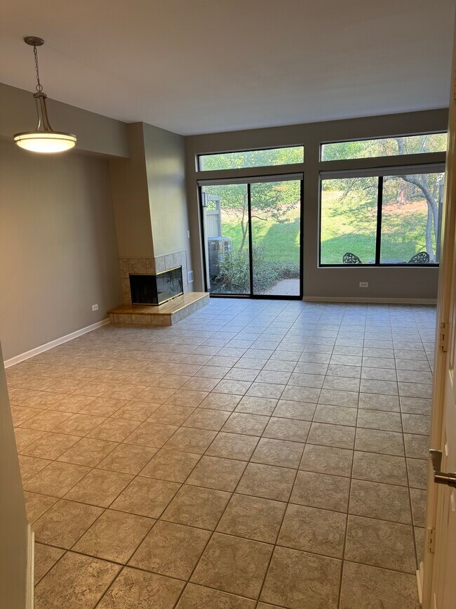 Photo - 378 White Oak Ln