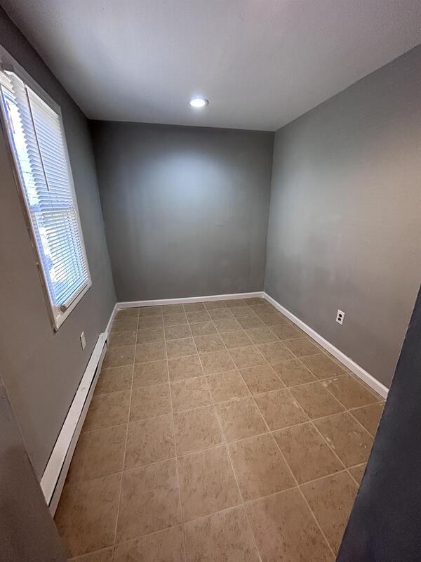 Photo - 1221 Lindley Ave