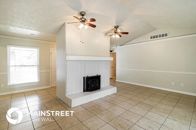 Photo - 2173 Martin Way