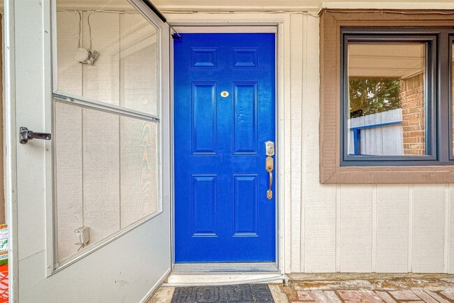 Photo - 12042 Mighty Oak Dr Unidad B