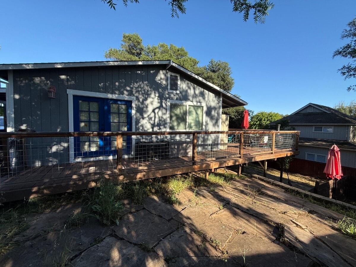 Photo - 300 IOLI Ranch Cir