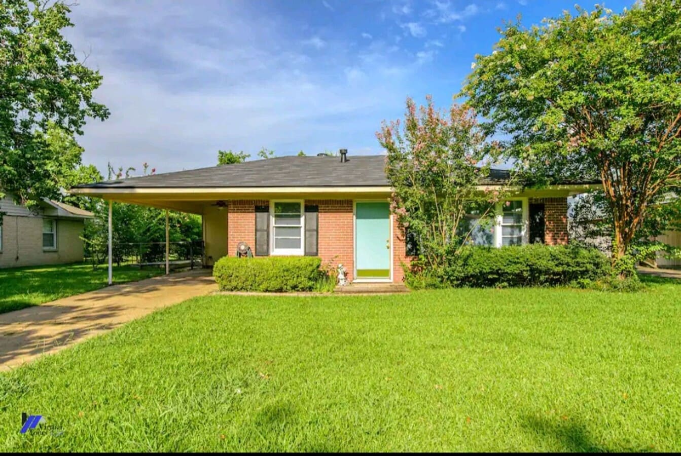 Bossier Beauty - Bossier Beauty