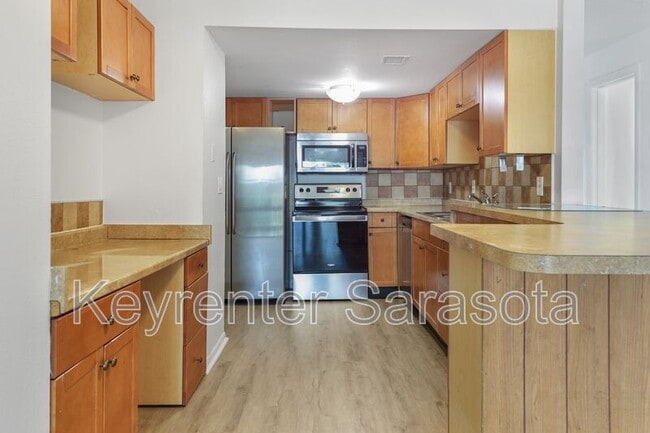 3461 Clark Rd