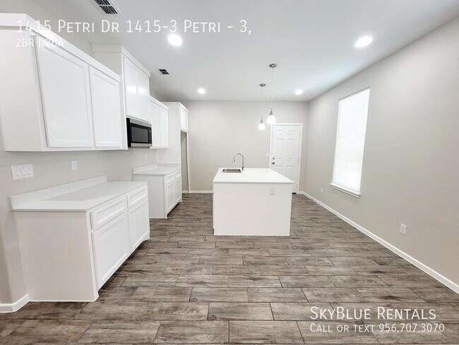 Photo - 1415 Petri Dr Unidad 3,