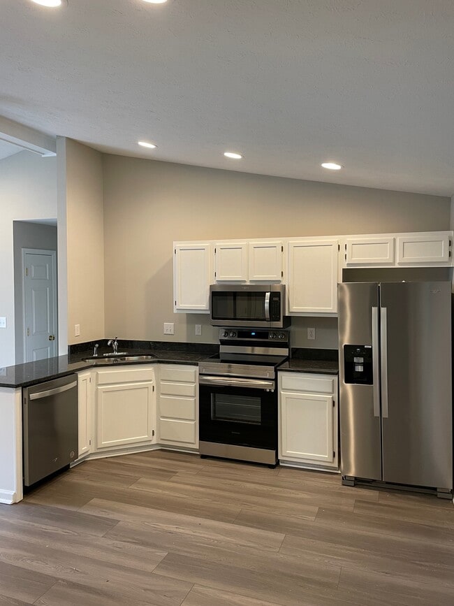 Photo - 10750 N Park Ave