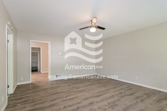 Photo - 2220 Gaebler Ave