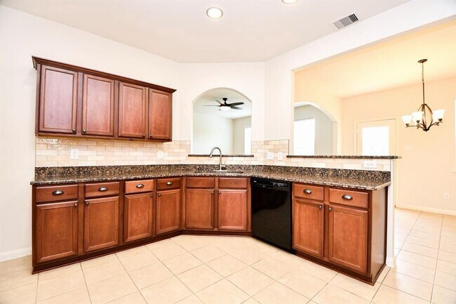 10909 Panther Ct