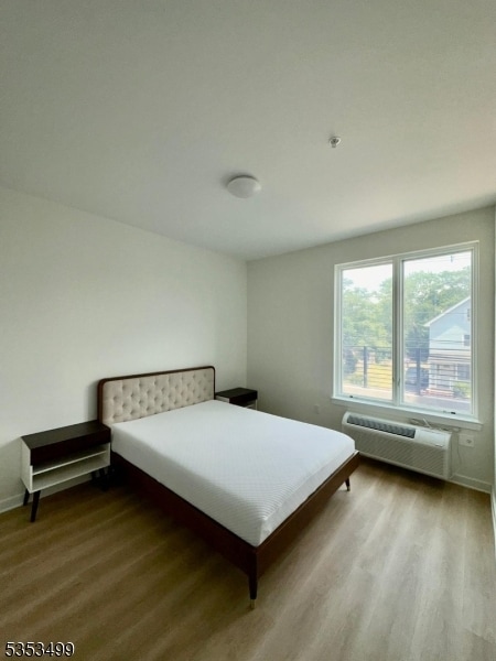 Photo - 321 E 3rd St Unidad 227