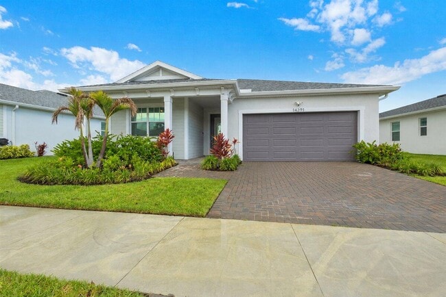 Photo - 14391 SW Skye Dr