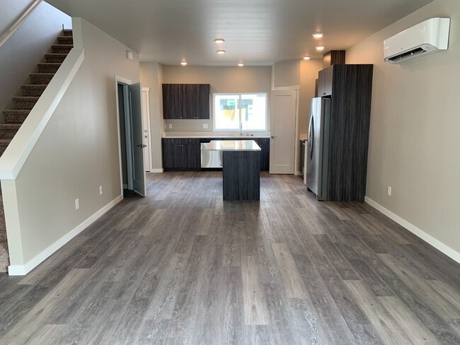 Photo - 668 E Street Unit 102