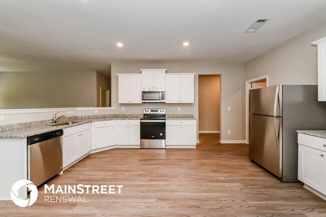 Photo - 135 Ashley Trace