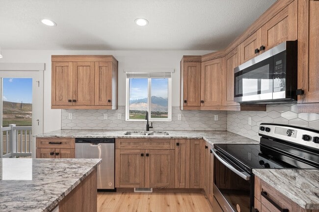 1062 N Highpass Dr Unidad Upper Residence