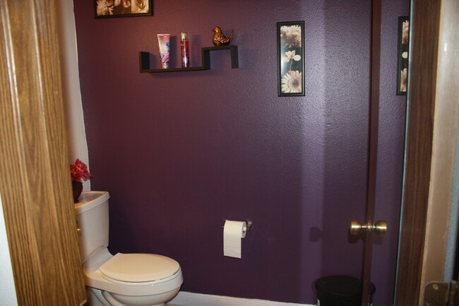 Photo - 9757 Lane St