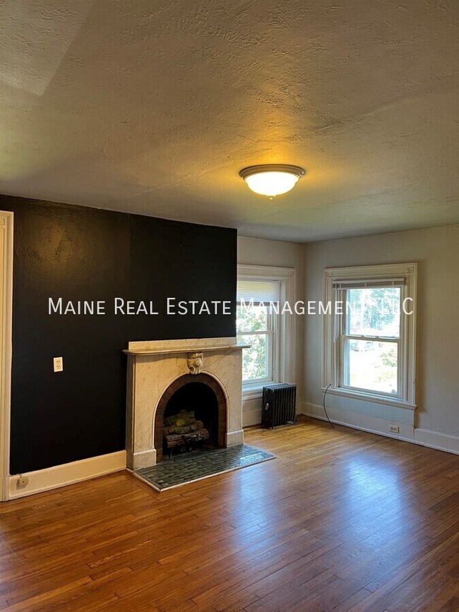 Photo - 99 Broadway Unit Apt 7