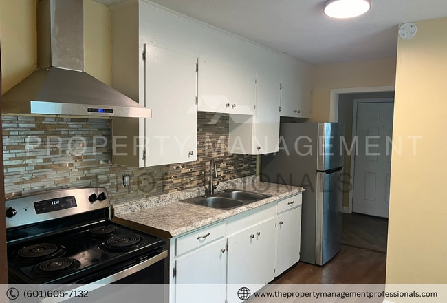 Photo - 1552 Reddix St