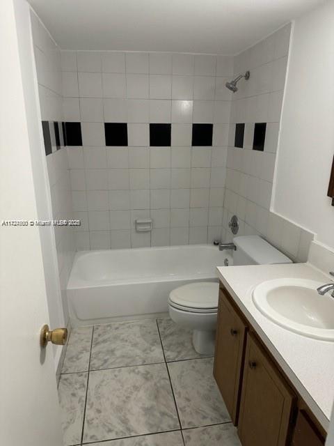 Photo - 16215 NE 18th Ct Apartment Unit 212