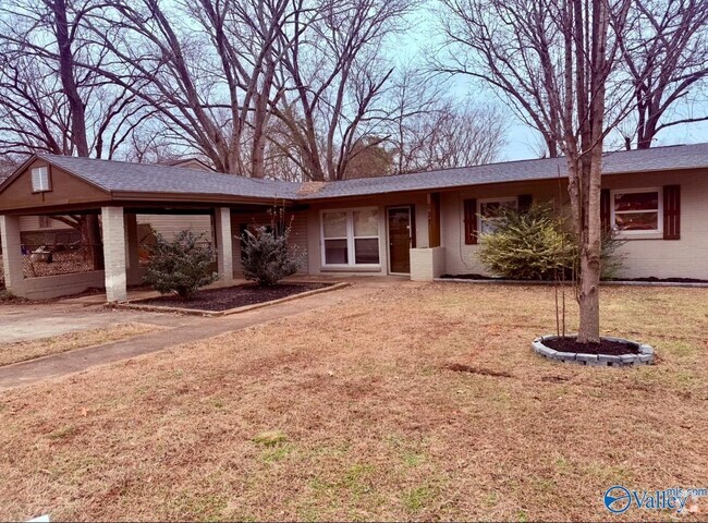 Building Photo - 237 Victory Ln NE Rental