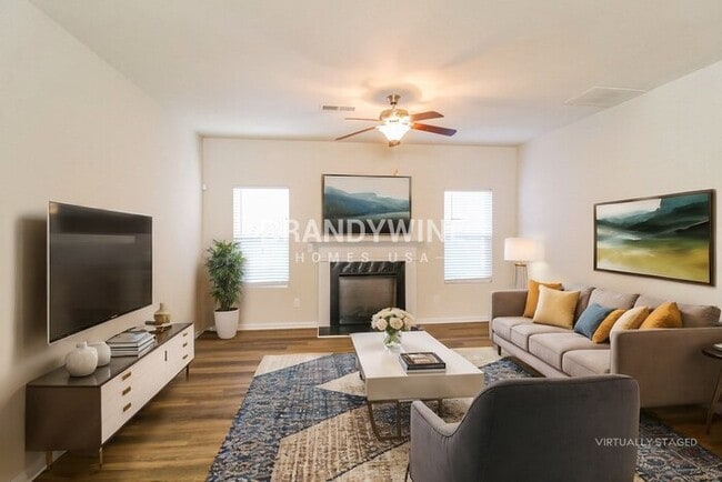 Photo - 604 Armitage Way