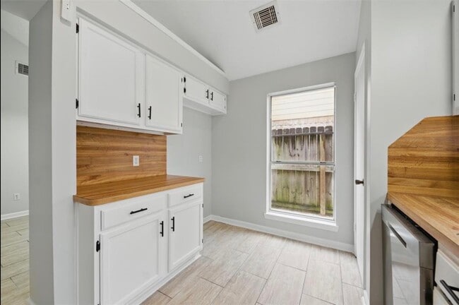 Photo - 14403 Wandering Wood Dr