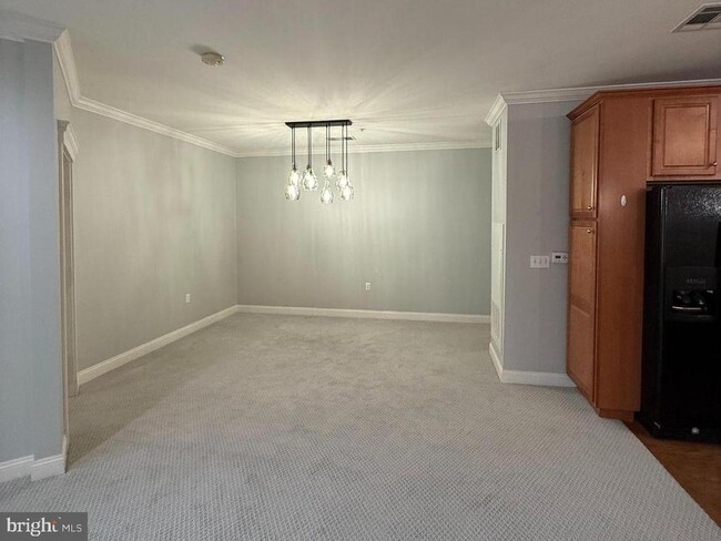 Photo - 300 W Elm St Unit 2207